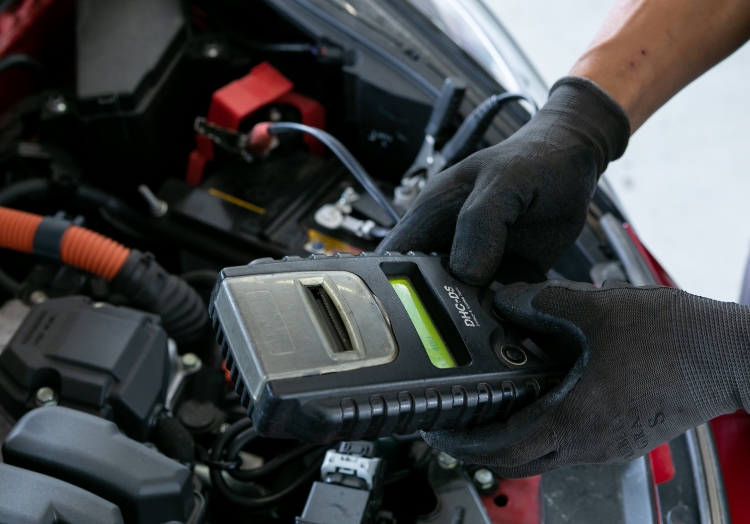 バッテリー交換／ワイパー／その他｜カーライフサポート高見澤